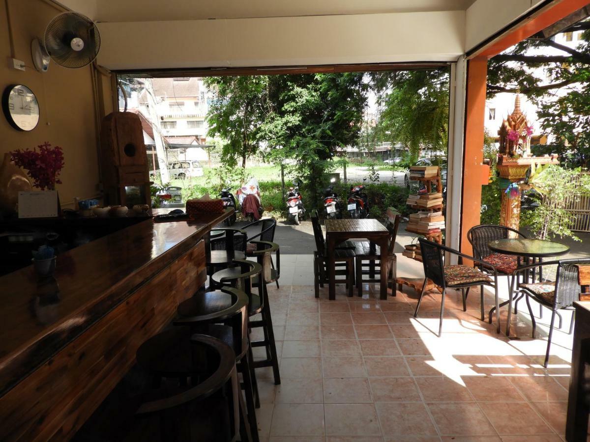 P'Lyn House Hotel Chiang Mai Bagian luar foto
